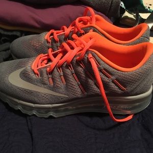 Nike Air Max 2016 Women’s 8
